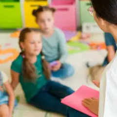 Jakie przedmioty na maturze do pedagogiki? Sprawdź wymagania uczelni