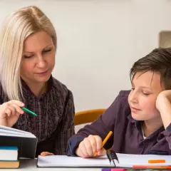 Czy korepetycje trzeba rejestrować? Poznaj ważne przepisy i limity