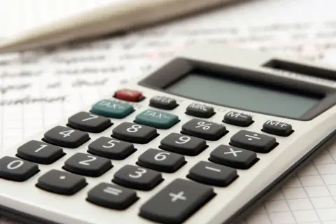 Czy na maturze z matematyki można mieć kalkulator? Oto zasady i ograniczenia