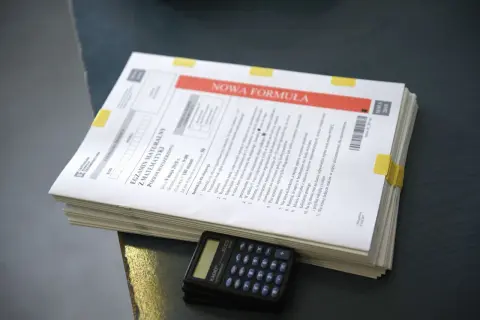 Ile trwa matura rozszerzona z matematyki? Poznaj kluczowe informacje