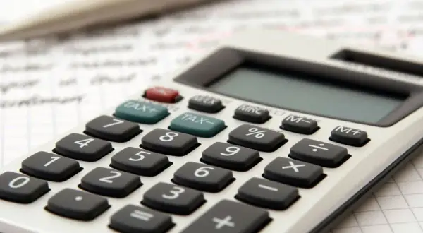 Czy na maturze z matematyki można mieć kalkulator? Oto zasady i ograniczenia