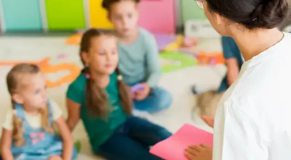 Jakie przedmioty na maturze do pedagogiki? Sprawdź wymagania uczelni