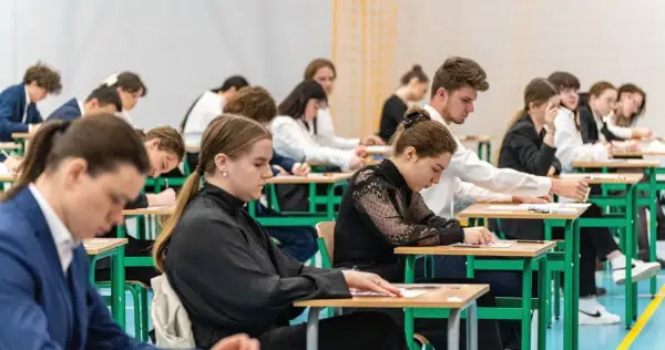 Jakie przedmioty trzeba zdawać na maturze, aby nie zawieść przyszłości?